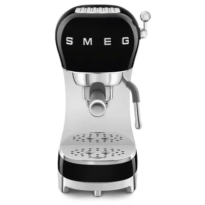 Cafetera Manual Smeg ECF02BLEU 1,1 L 15 bares con vaporizador y ajustes de temperatura