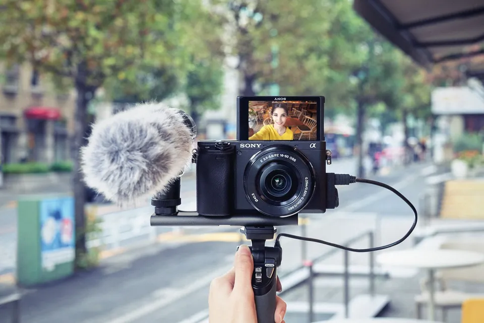 Sony α6400 Kit SELP1650 24,2MP Negro