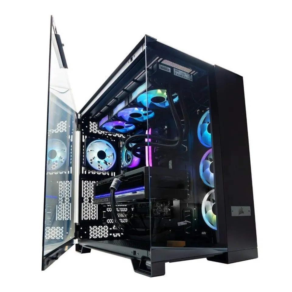 Epical-q Bucaneer Gold II AMD Ryzen 7 9800X3D RTX 5090